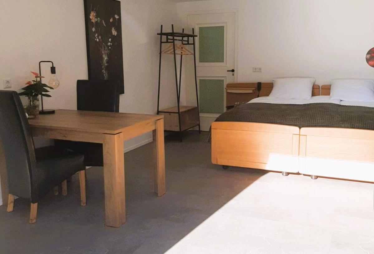 Grutsk Op 12 Bed and Breakfast Drachten Εξωτερικό φωτογραφία